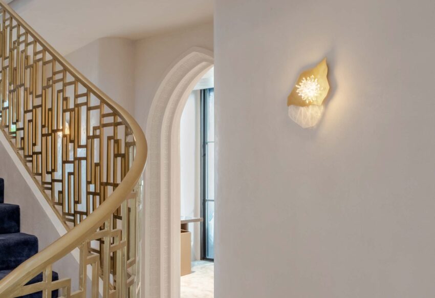 Sugar Bomb Single Sconce
