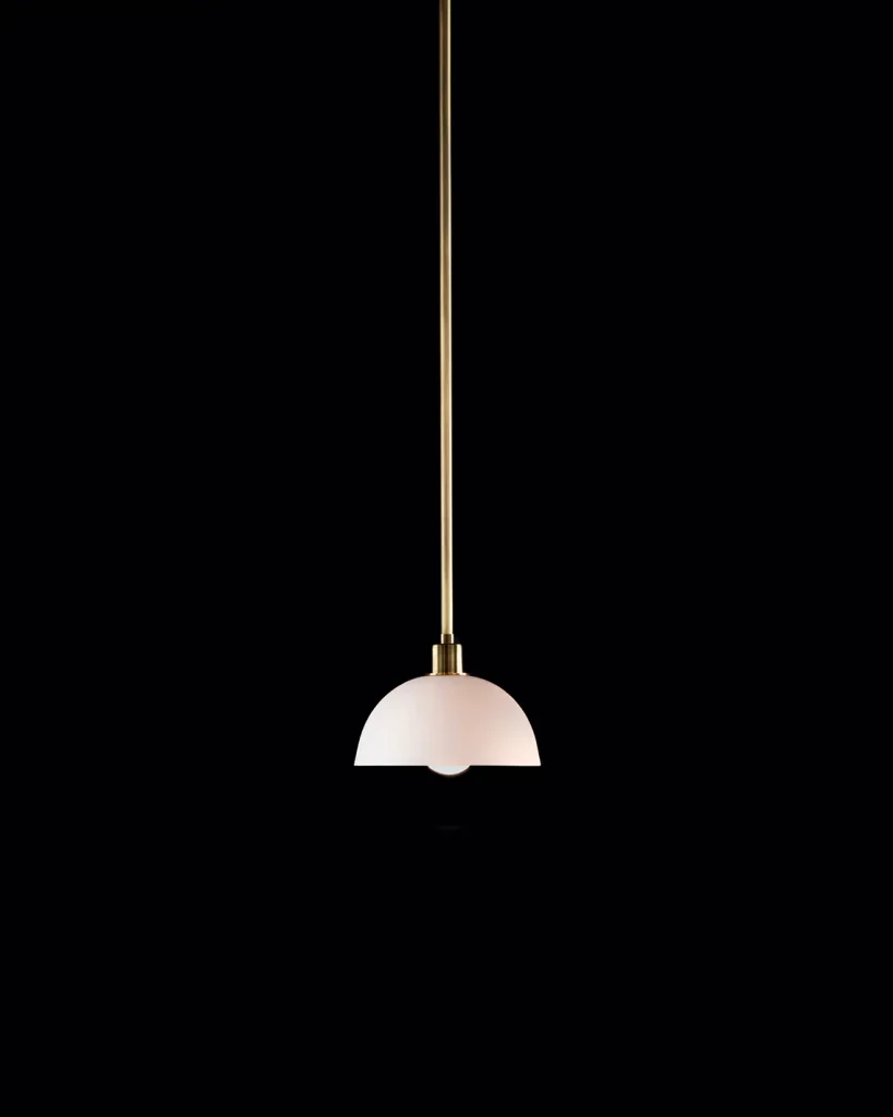 IMAGE OF TRAPEZE 1 PENDANT FROM APPARATUS