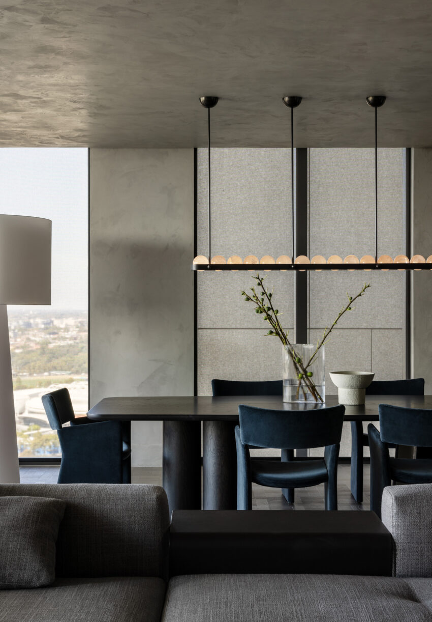 Ouranos II Linear Chandelier