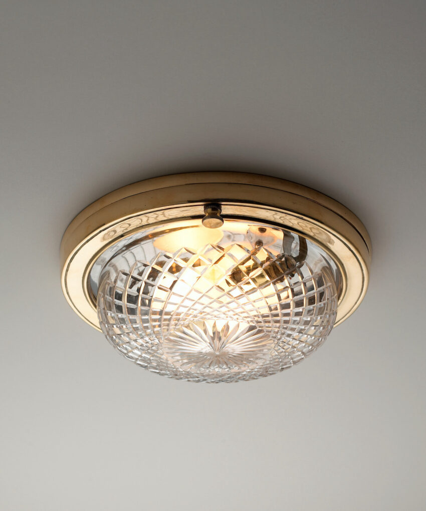 Cecilie Flush Fitting