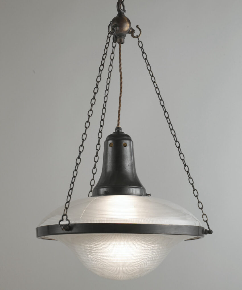 Roswell Flying Saucer Prism Light Large