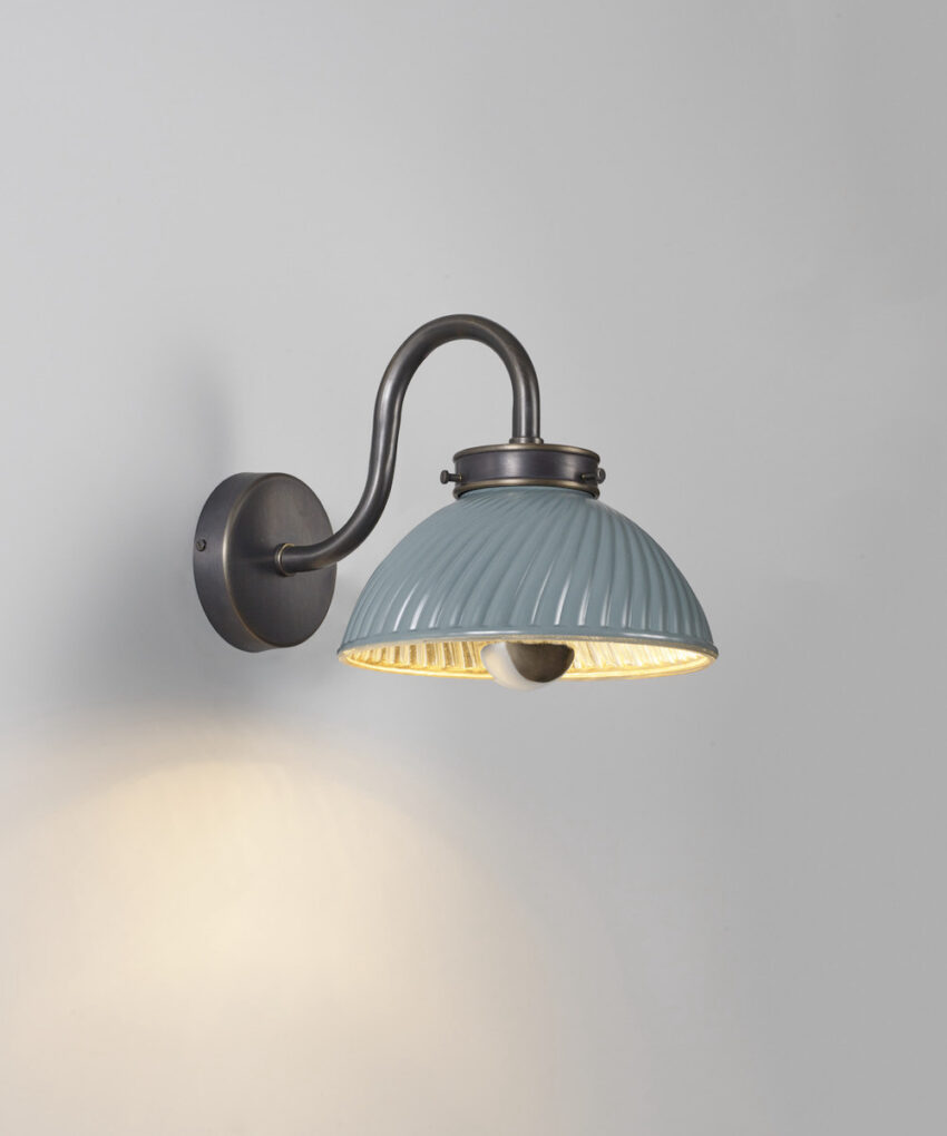 Tiber Wall Light, Mini, Swan Arm