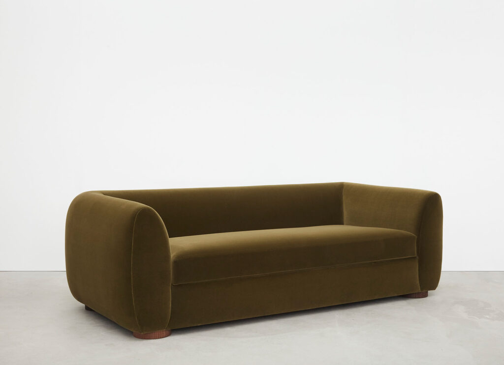 Sennen sofa side view