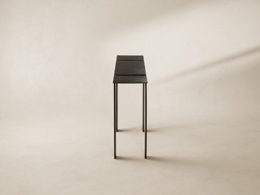 DUNMORE CONSOLE