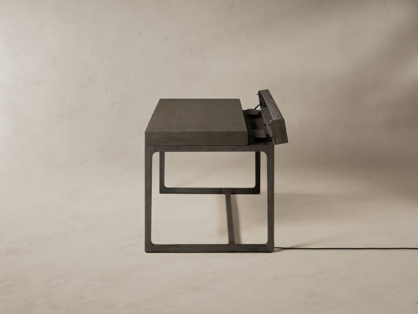 RANIER DESK