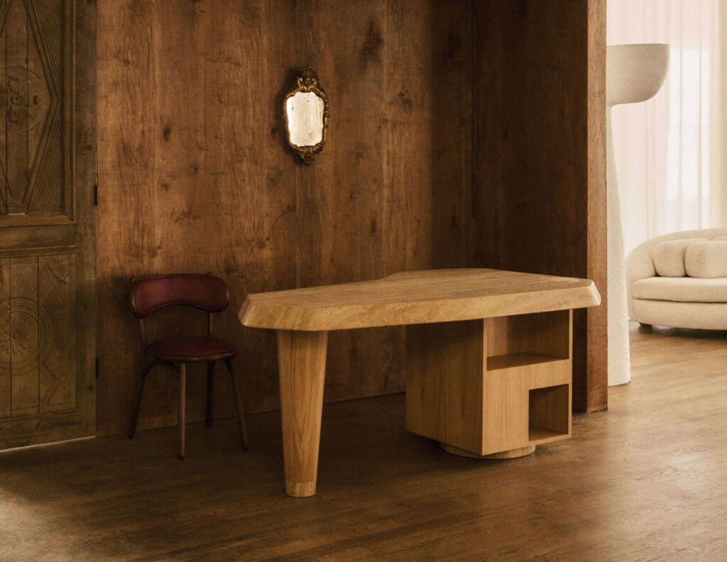 atlas desk