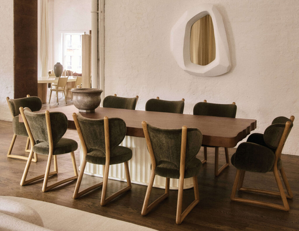 dining room table set PAR