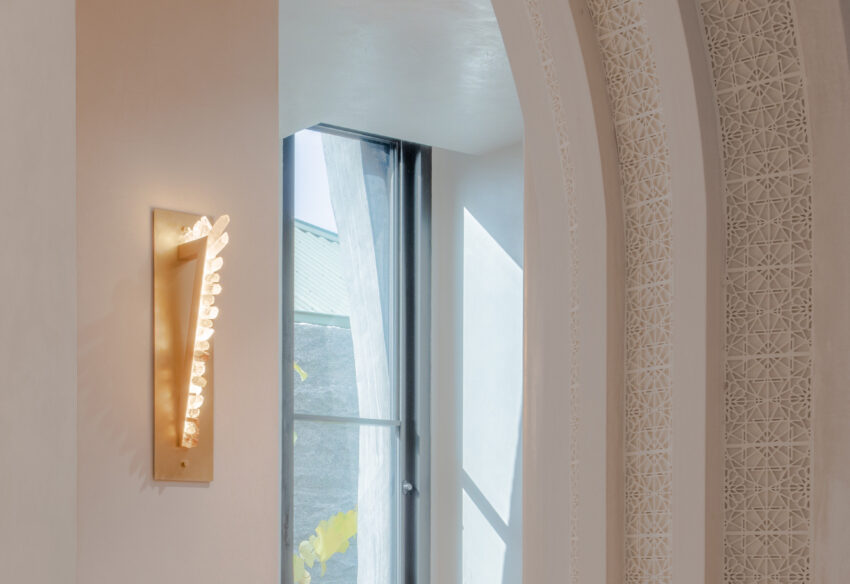 PYTHAGORAS CRYSTAL SCONCE