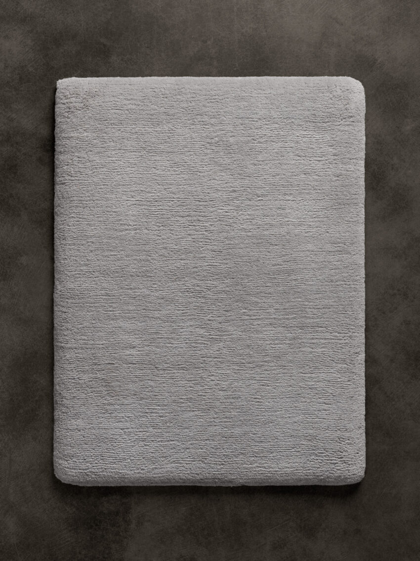 Moss – Light Grey