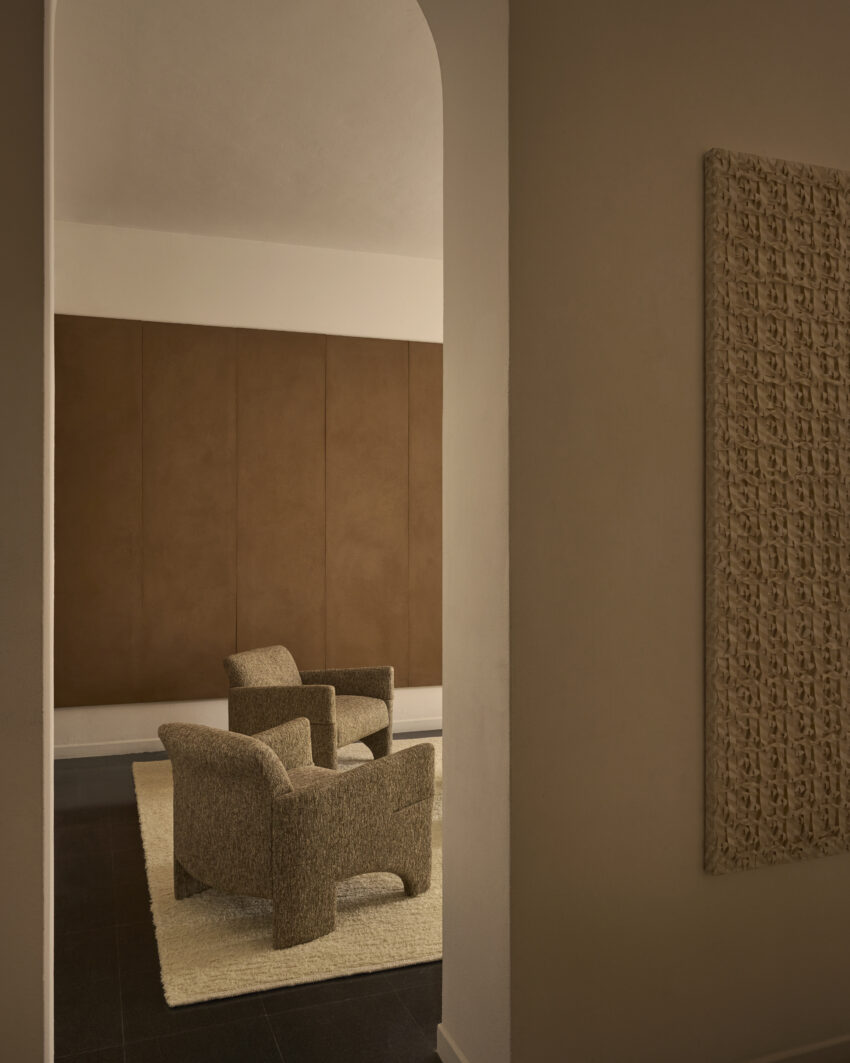 TIO Armchair