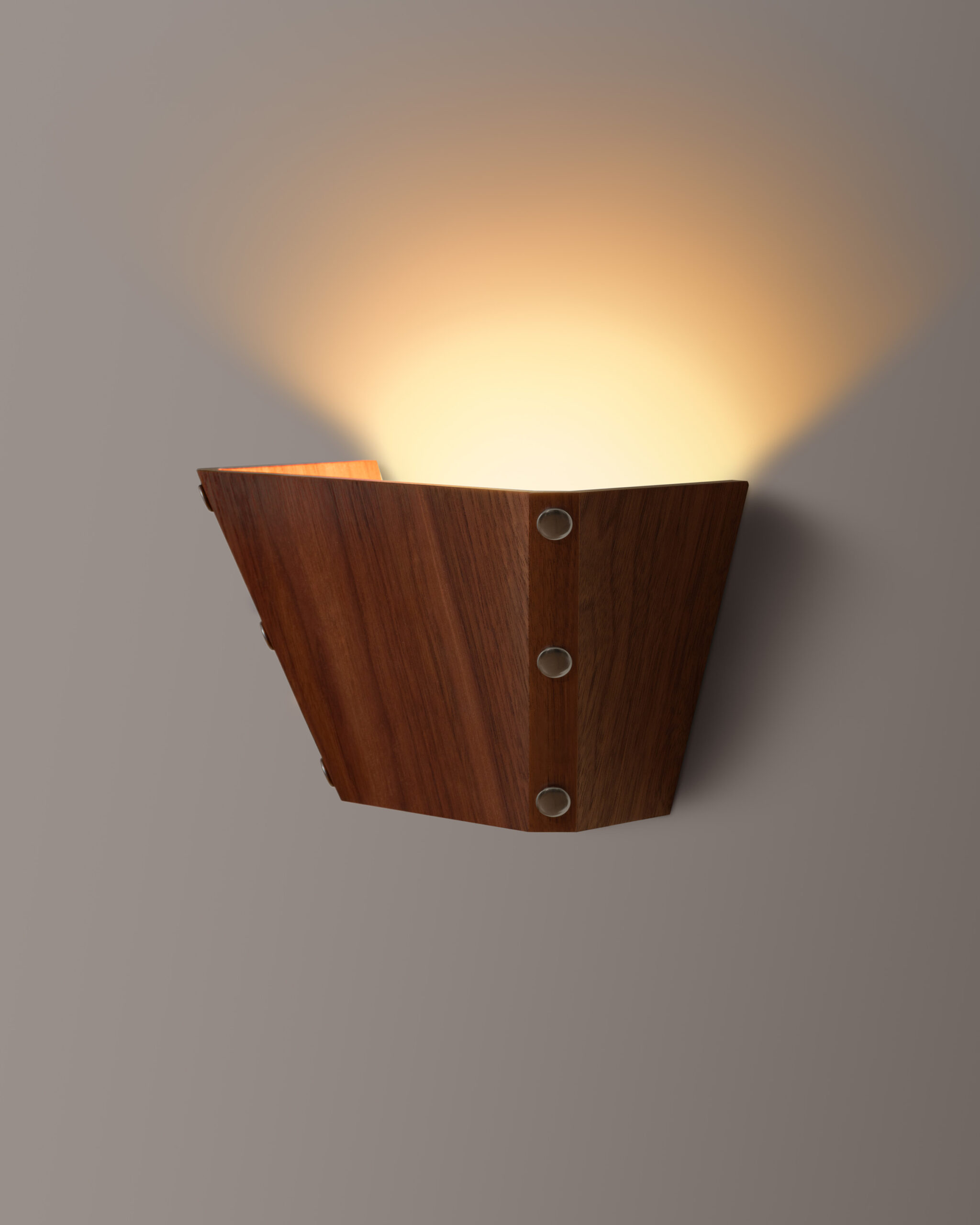 Stud Sconce - Pyramid 1 Small