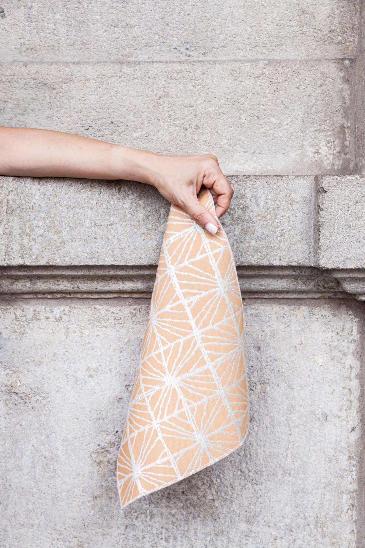 ISABELLINA in BAZAAR