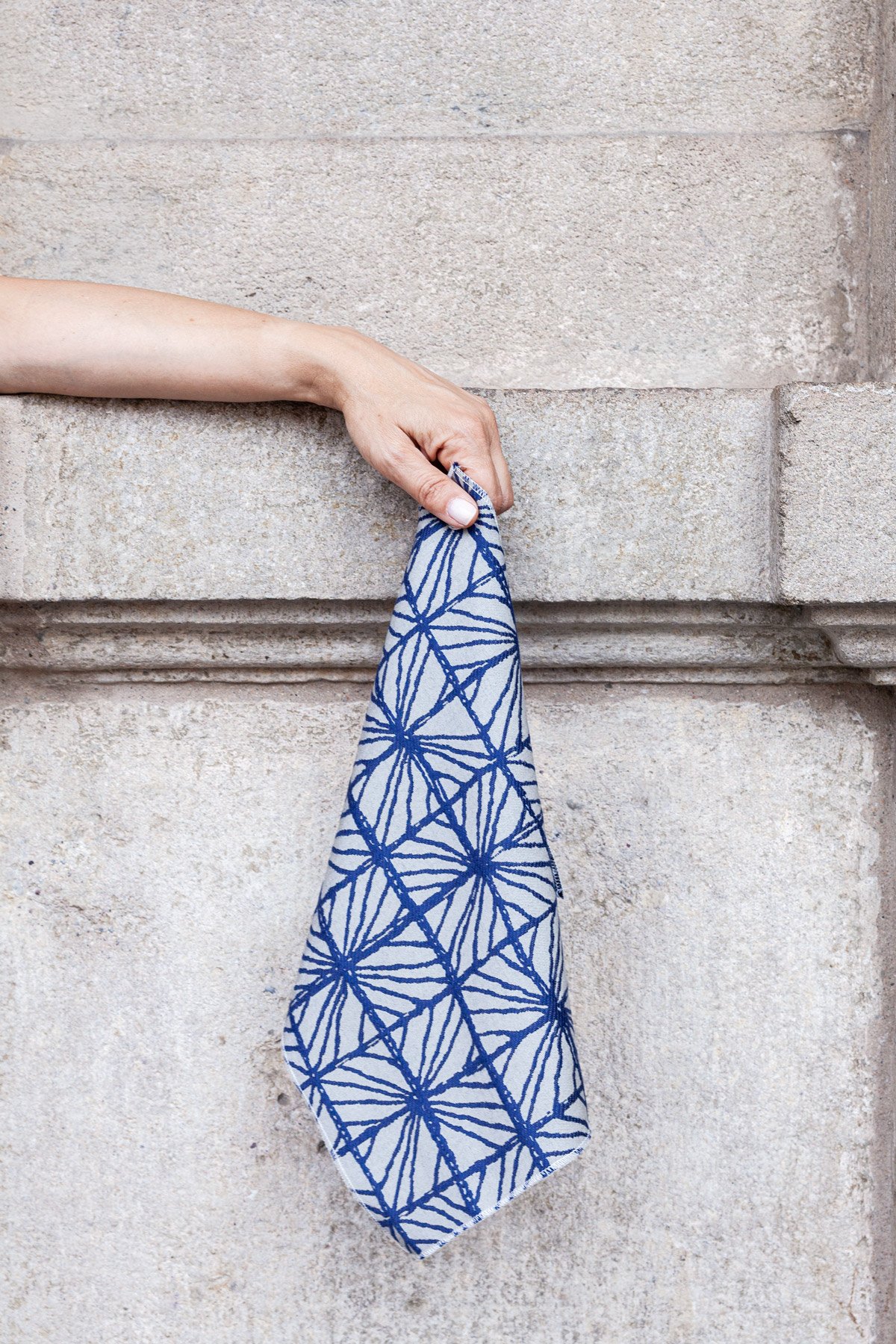 ISABELLINA in INDIGO