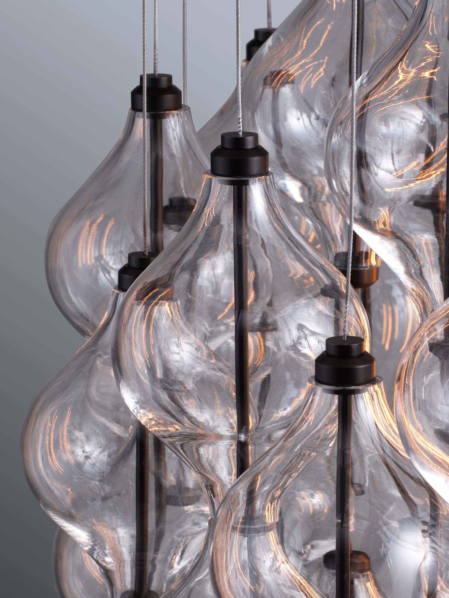 Le Petit Jacquemart Chandelier