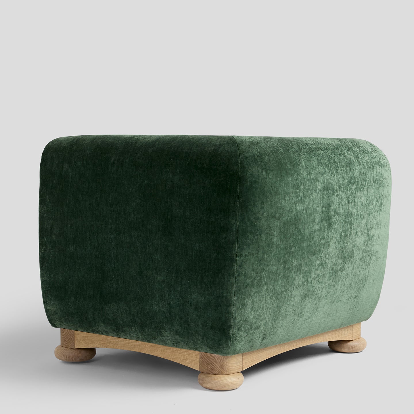 Ivo Armchair