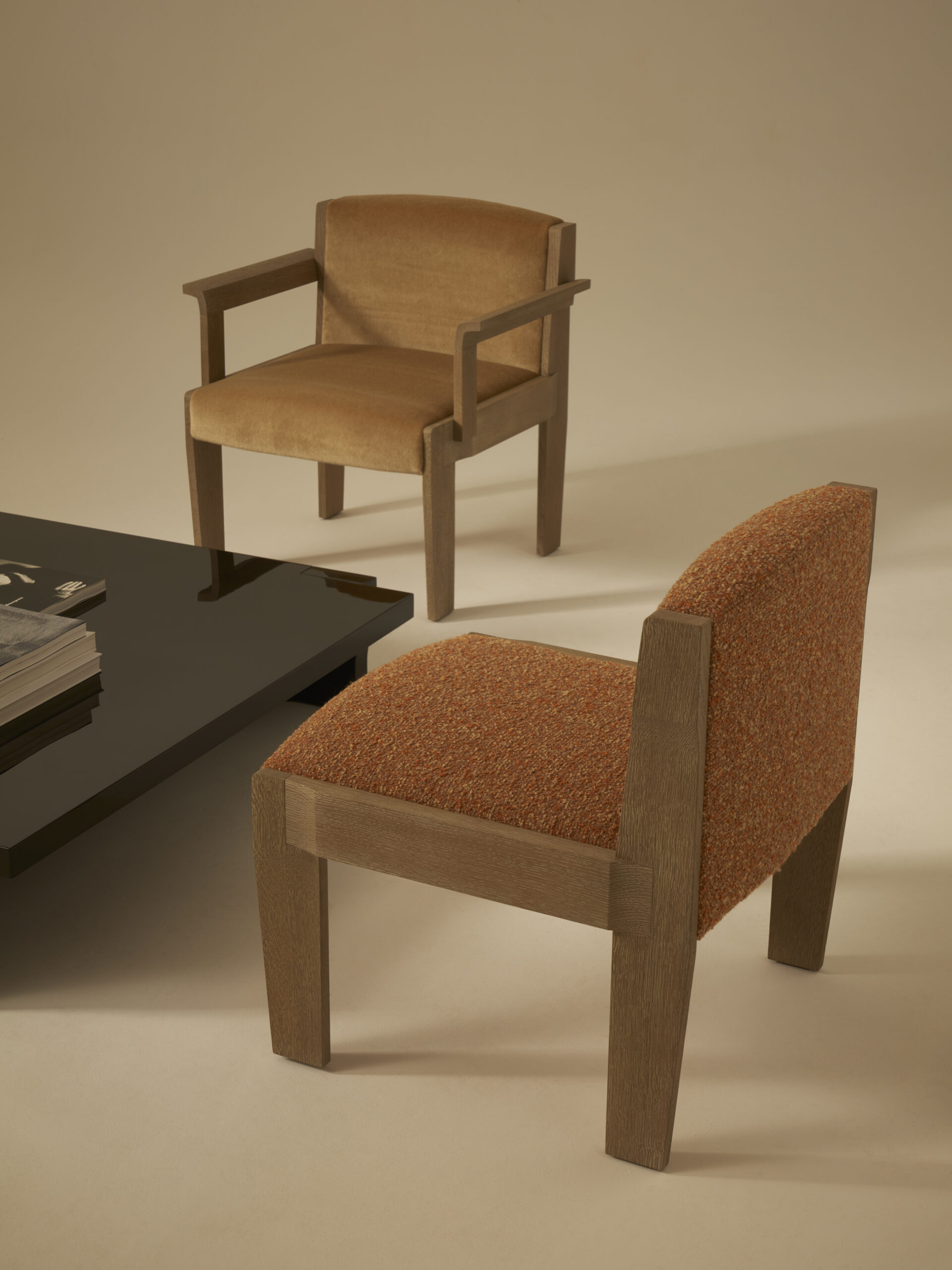 GIL LOW CHAIR