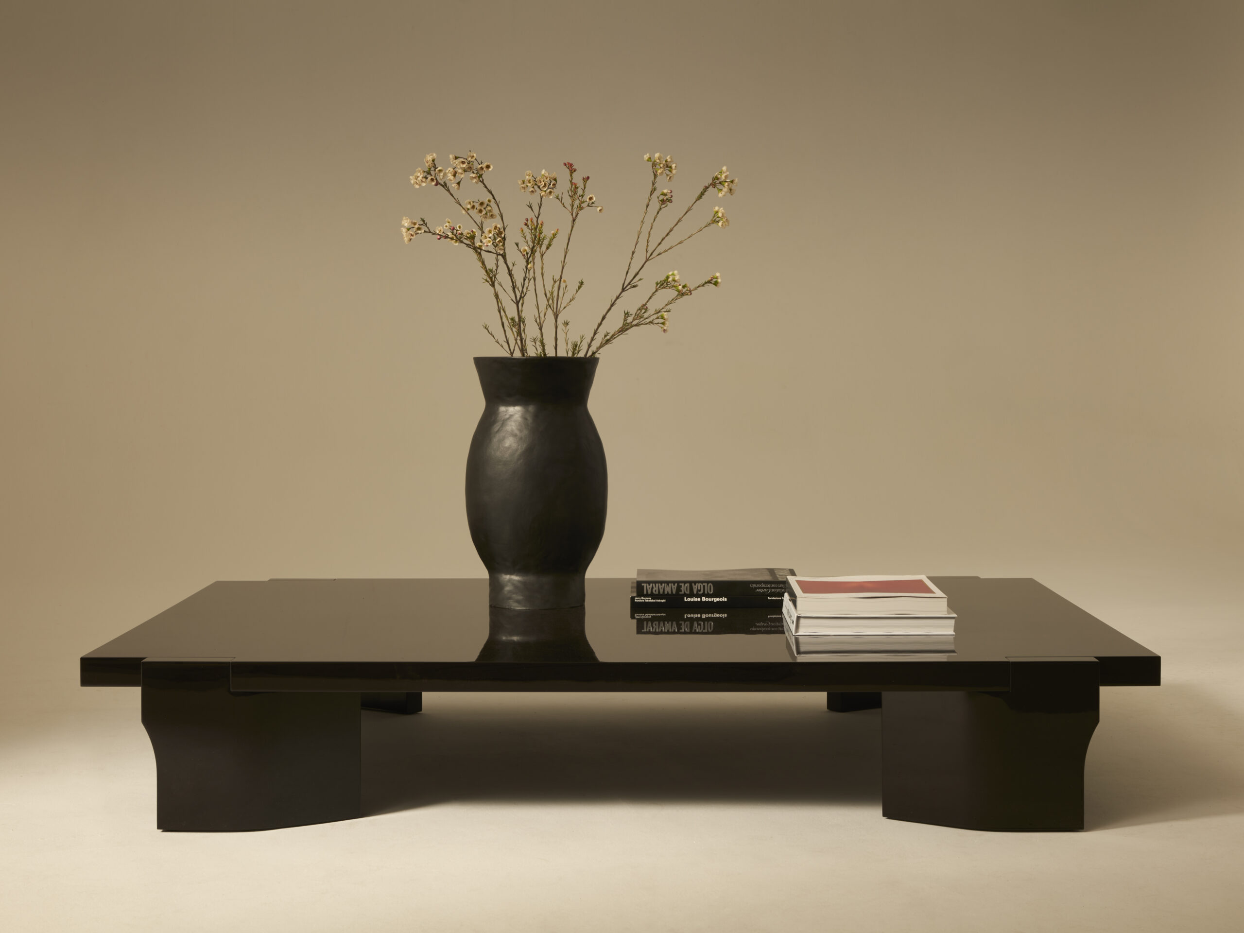 GIL COFFEE TABLE