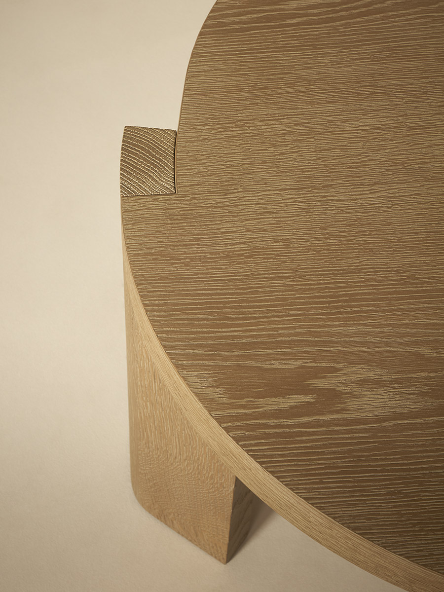 GIL SIDE TABLE